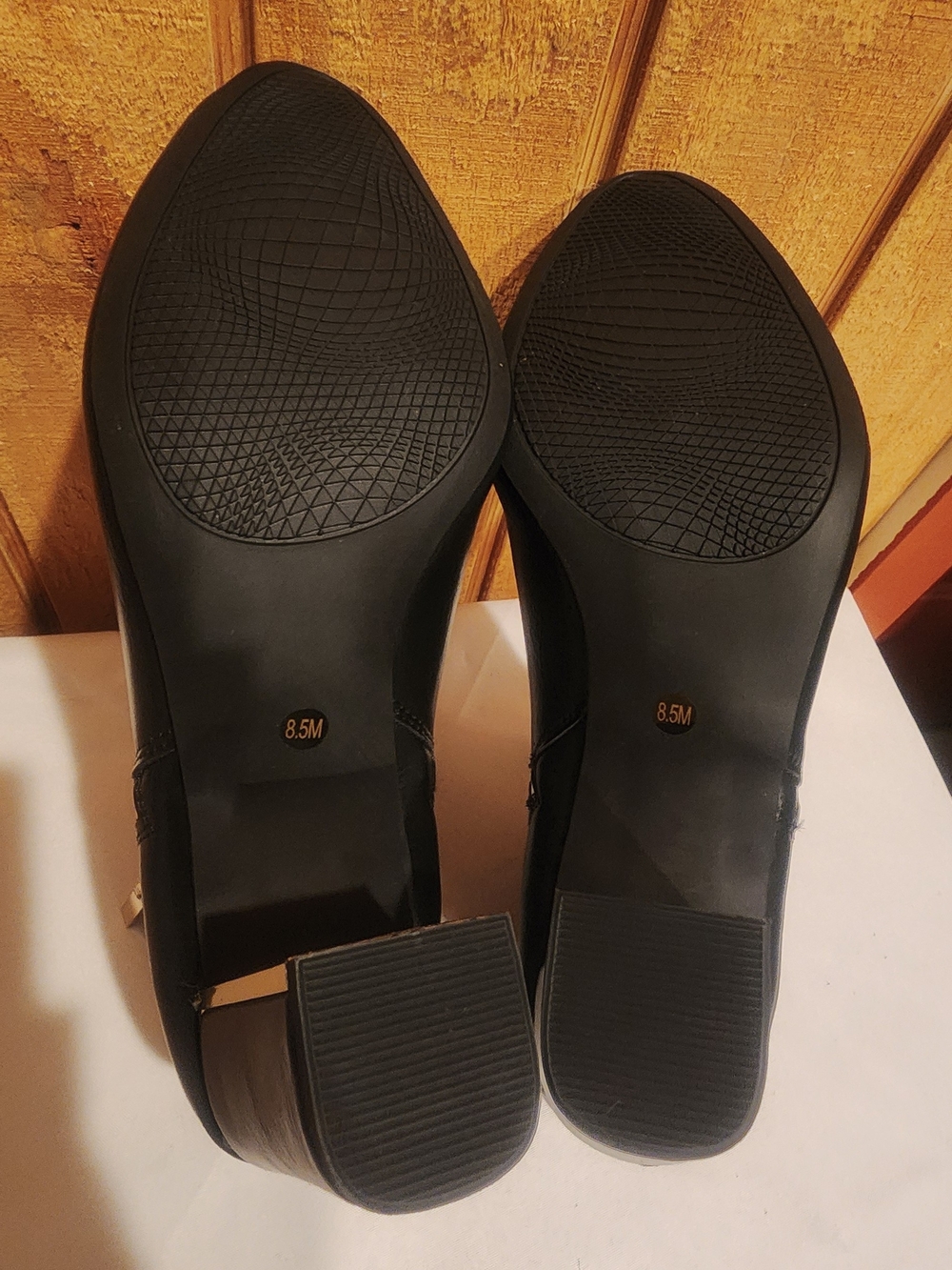 Dunion Classic Almond Toe Black Women's Ankle Zip Boots Block Gold Heel Size 8.5 - Picture 7 of 7